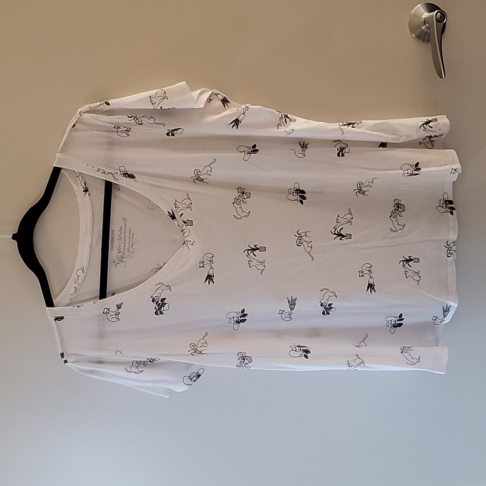 Torrid cats vs plants tee